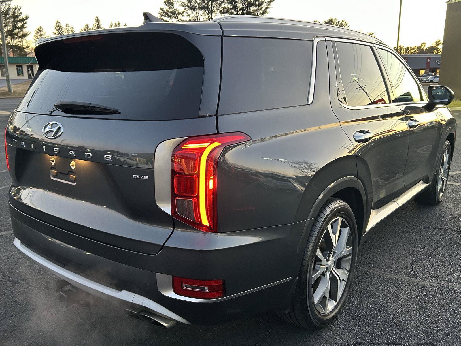 Used 2022 Hyundai Palisade Limited AWD/4WD image 6