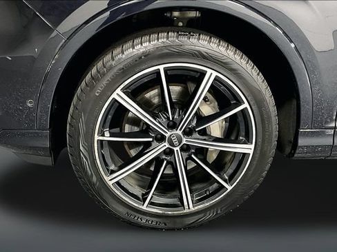 Used 2021 Audi Q7 3.0T Premium Plus w/ Premium Plus Package AWD/4WD image 31