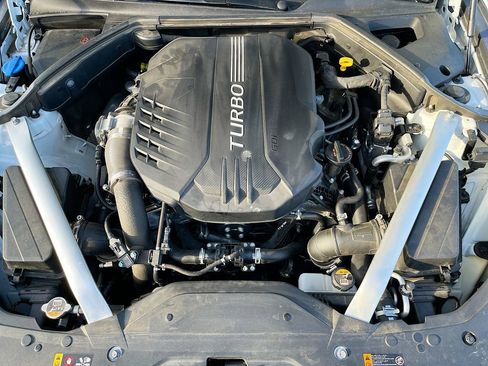 Used 2021 Genesis G70 3.3T w/ Prestige Package image 28