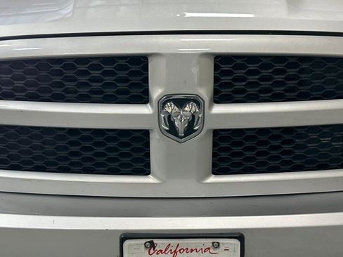 Used 2017 RAM 1500 Express image 39