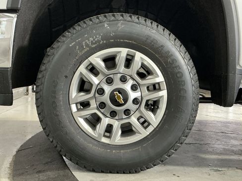 New 2026 Chevrolet Silverado 2500 W/T AWD/4WD image 13