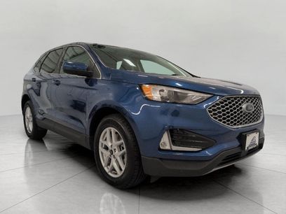 Used 2024 Ford Edge SEL w/ Convenience Package