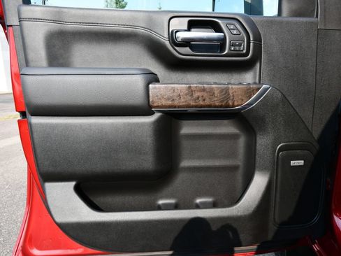 Used 2021 GMC Sierra 3500 Denali AWD/4WD image 15