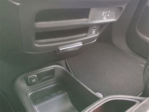 New 2026 Chrysler Pacifica Select image 32