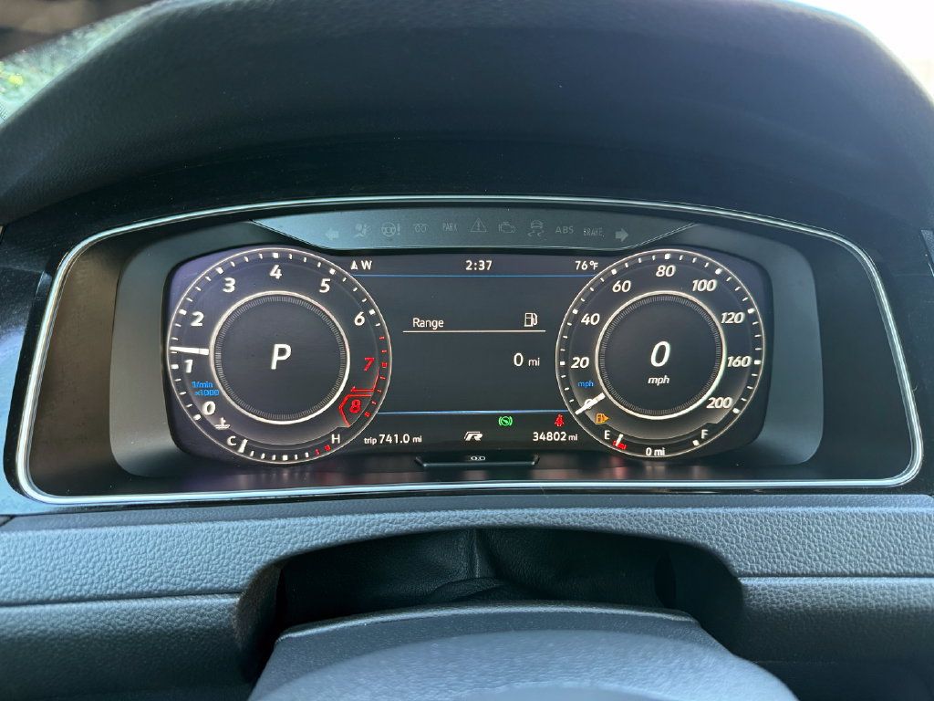 Used 2019 Volkswagen Golf R 4-Door AWD/4WD image 22