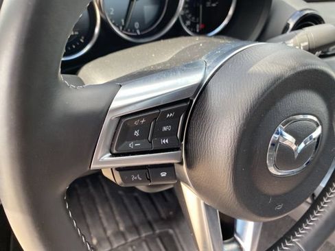 Used 2025 MAZDA MX-5 Miata RF Club RWD image 18