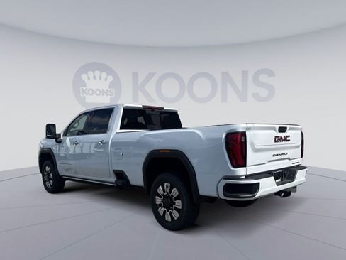 New 2026 GMC Sierra 3500 Denali w/ Denali Reserve Package AWD/4WD image 4