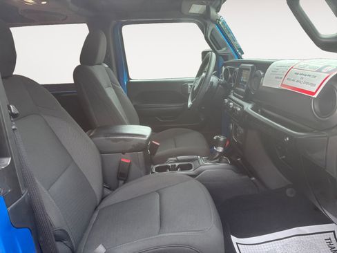 Used 2022 Jeep Wrangler Willys image 15