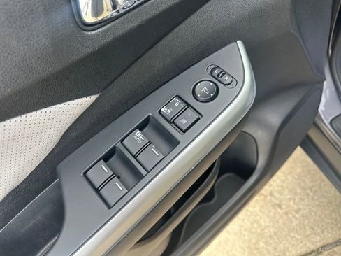 Used 2016 Honda CR-V EX-L image 11