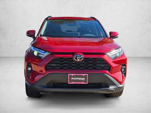 Used 2025 Toyota RAV4 XLE Premium image 2