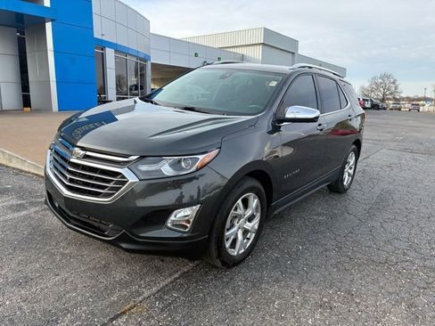 Used 2019 Chevrolet Equinox Premier image 2