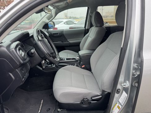 Used 2023 Toyota Tacoma SR image 13