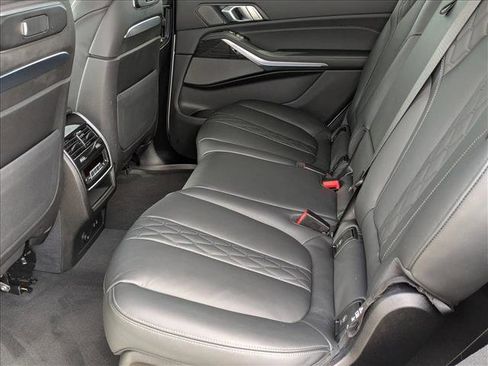 Certified 2025 BMW X7 M60i w/ Climate Comfort Package image 21