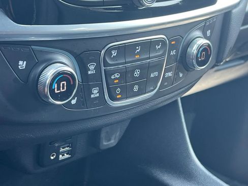 Used 2024 Chevrolet Traverse Premier w/ Redline Edition image 31