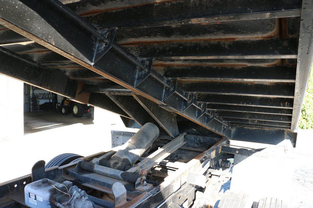 Used 2020 RAM 5500 Tradesman RWD image 37