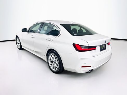 Used 2025 BMW 330i Sedan image 5