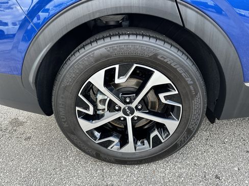 Used 2024 Kia Sportage EX image 18