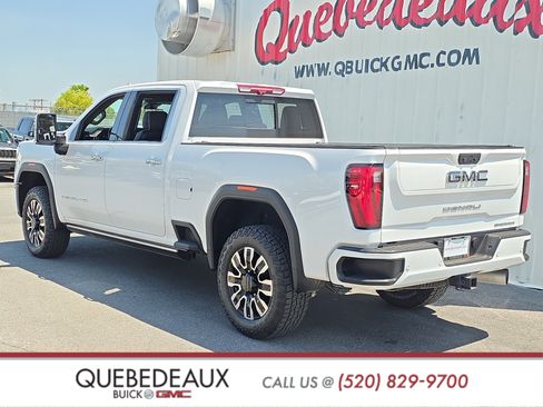 Used 2024 GMC Sierra 2500 Denali Ultimate AWD/4WD image 5