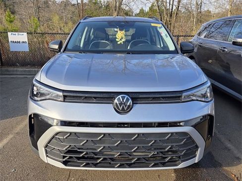 Used 2025 Volkswagen Taos S image 2