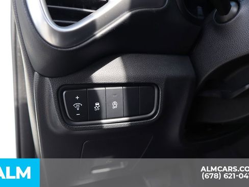 Used 2024 Kia Soul LX w/ Option Group 015 image 16