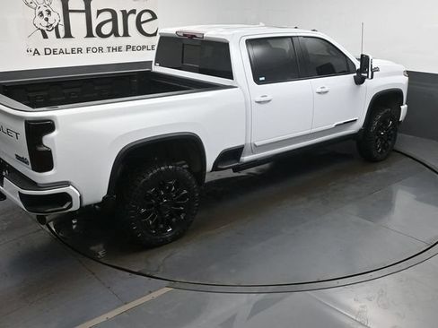 New 2026 Chevrolet Silverado 2500 High Country w/ High Country Premium Package AWD/4WD image 19