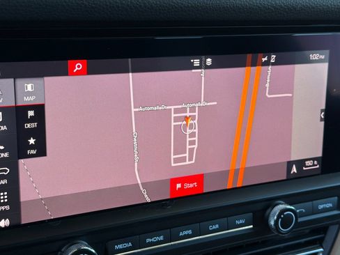 Used 2019 Porsche Macan AWD/4WD image 27
