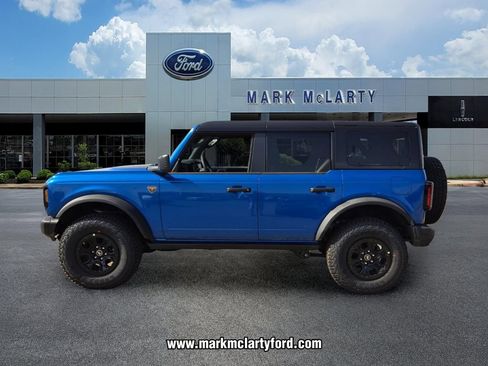 New 2026 Ford Bronco Badlands AWD/4WD image 2