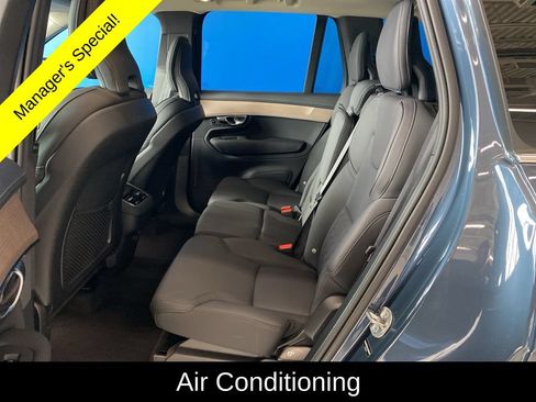 Used 2025 Volvo XC90 B6 Plus AWD/4WD image 12