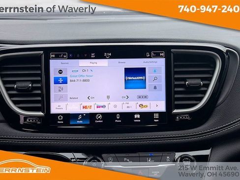 New 2026 Chrysler Pacifica Select image 9