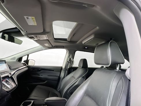 Used 2023 Honda Odyssey Elite image 22