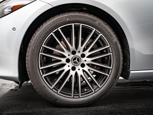 Certified 2025 Mercedes-Benz C 300 4MATIC Sedan image 13