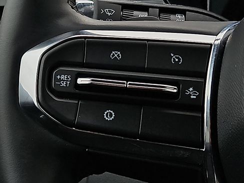 Certified 2025 GMC Acadia Elevation image 21