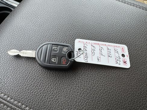 Used 2012 Ford F350 Lariat w/ Chrome Pkg image 28