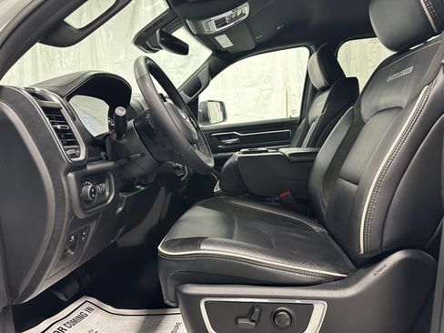 Used 2025 RAM 1500 Laramie image 15