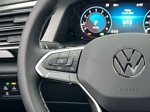 New 2026 Volkswagen Atlas Cross Sport SE image 32