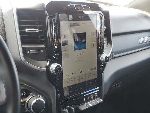 Used 2024 RAM 2500 Big Horn w/ Sport Appearance Package image 16