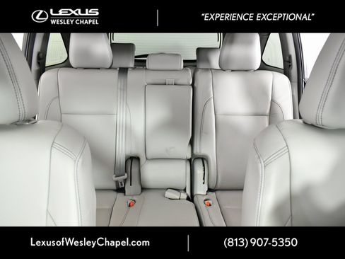 Used 2018 Toyota Highlander XLE image 27