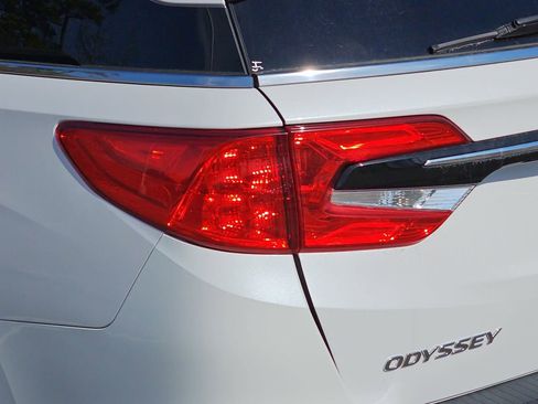 Used 2024 Honda Odyssey EX-L image 30