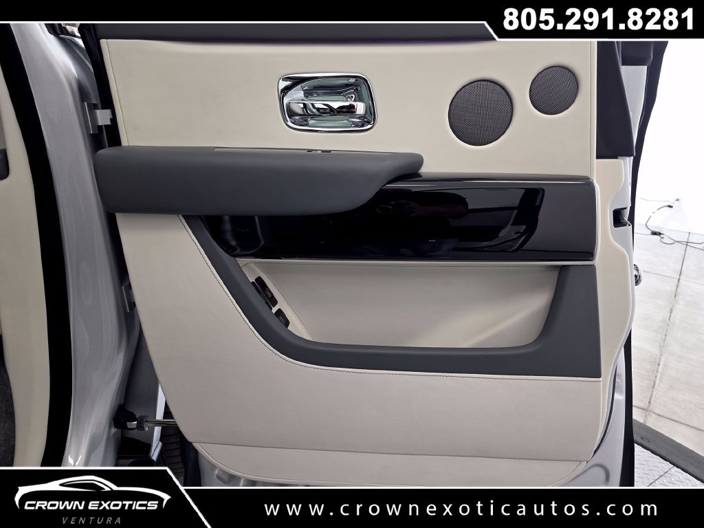 Used 2019 Rolls-Royce Cullinan AWD/4WD image 27
