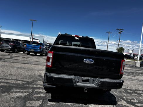 Used 2021 Ford F150 Lariat w/ Equipment Group 502A High AWD/4WD image 4