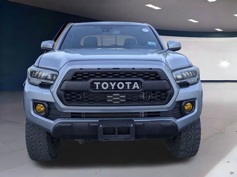 Used 2022 Toyota Tacoma TRD Off-Road image 7