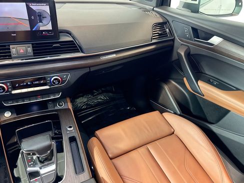 Used 2025 Audi Q5 e Premium Plus image 22