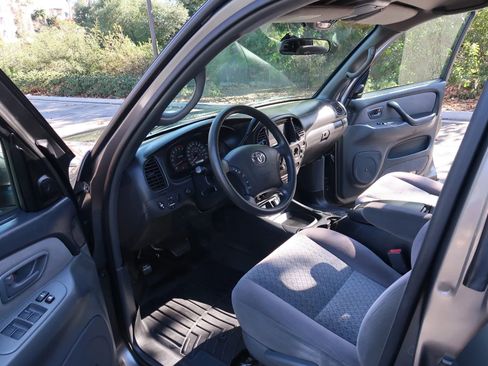 Used 2006 Toyota Tundra SR5 image 11
