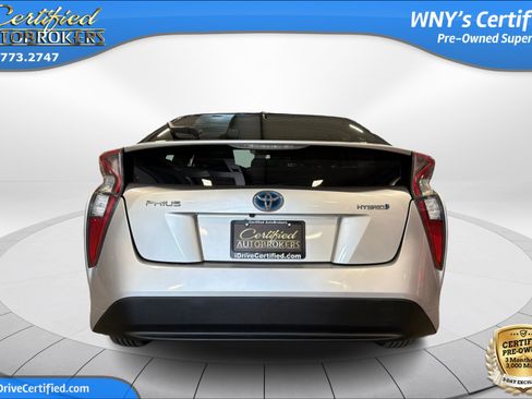 Used 2016 Toyota Prius Two FWD image 8
