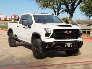 New 2026 Chevrolet Silverado 2500 ZR2 video 2