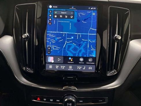 Used 2025 Volvo XC60 B5 Core image 36