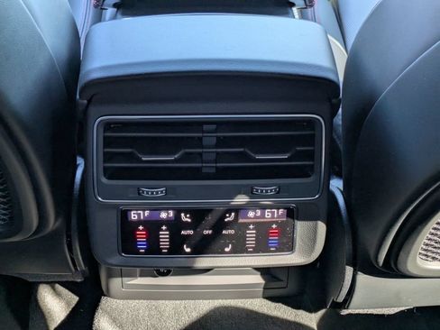 New 2026 Audi SQ8 Prestige AWD/4WD image 17