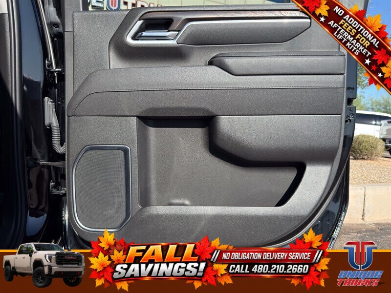 Used 2025 GMC Sierra 2500 SLT w/ SLT Premium Package AWD/4WD image 25