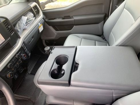 New 2024 Ford F350 XL w/ XL Chrome Package image 46