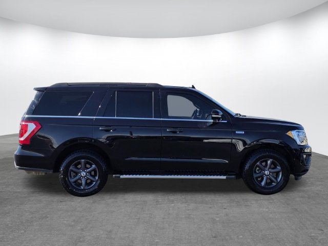 Used 2021 Ford Expedition XLT AWD/4WD image 3